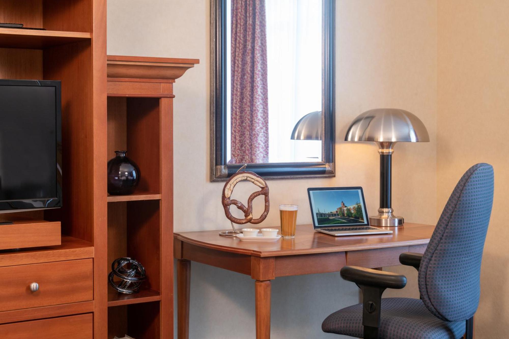 Wellsworth Hotel Southbridge Екстериор снимка